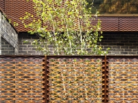 Aluminum mesh facades