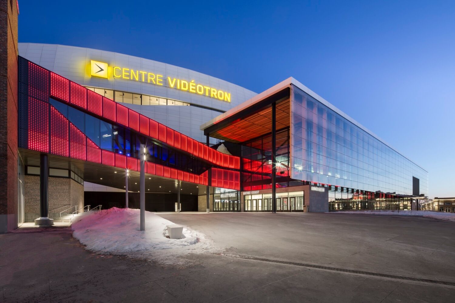 the center at winter night
