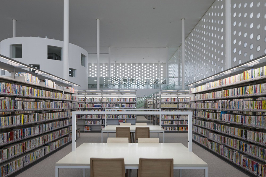 Various books in bookshelves and the quiet reading room