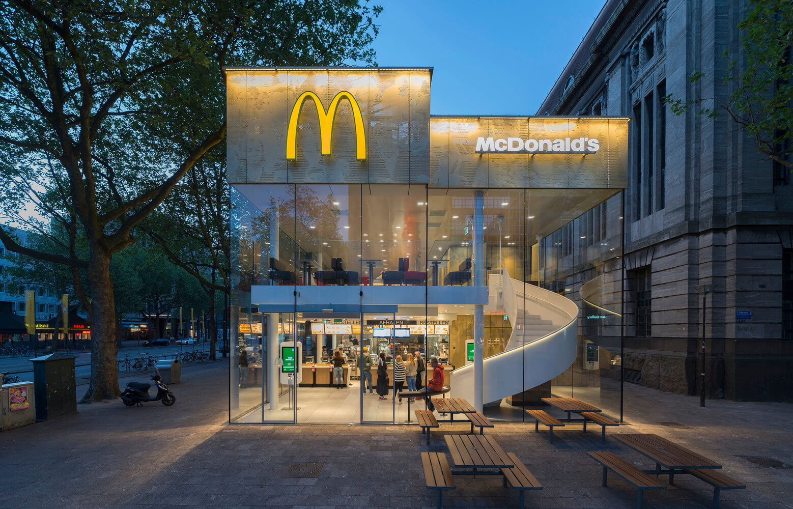 McDonald's external appearance